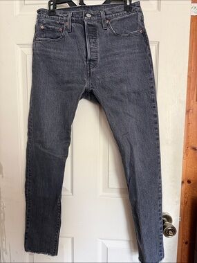 Levi's Women’s Skinny Jeans in Washed Black